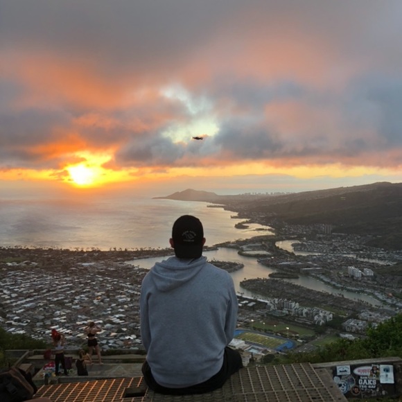 Meet your Posher, Taylor - Picture 1 of 1